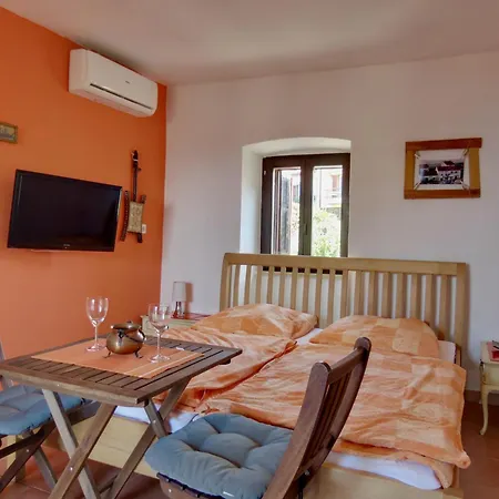 Caspar- Turm Krk Apartmán